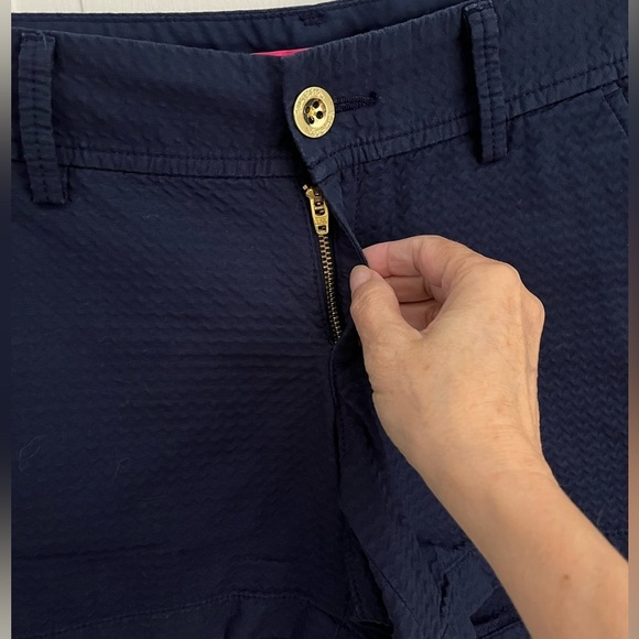 LILY PULITZER CALLAHAN JACQUARD SHORTS NAVY BLUE SIZE 2 Summer Preppy Academia - Picture 5 of 13